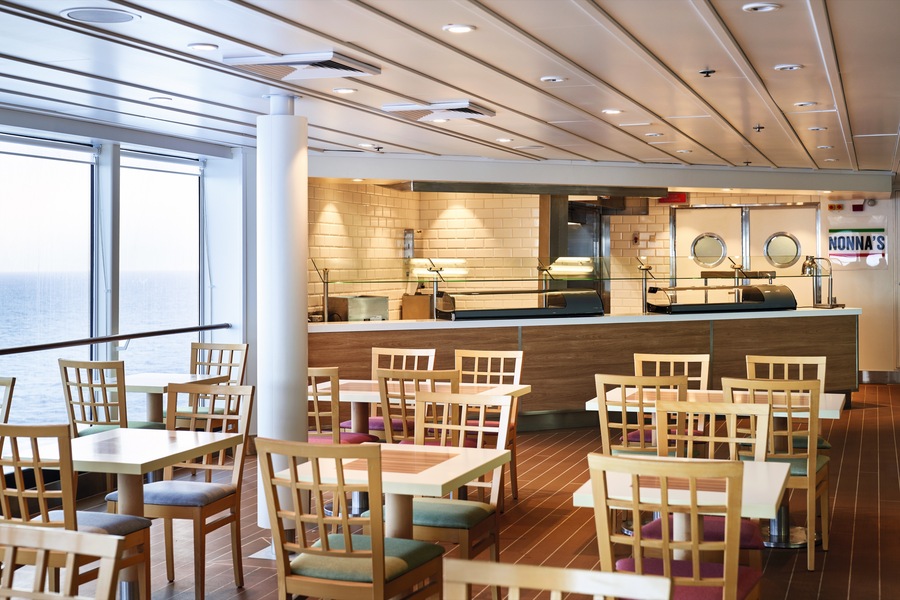 Marella Cruises Marella Voyager Nonna's ©Tom Fallon.jpg